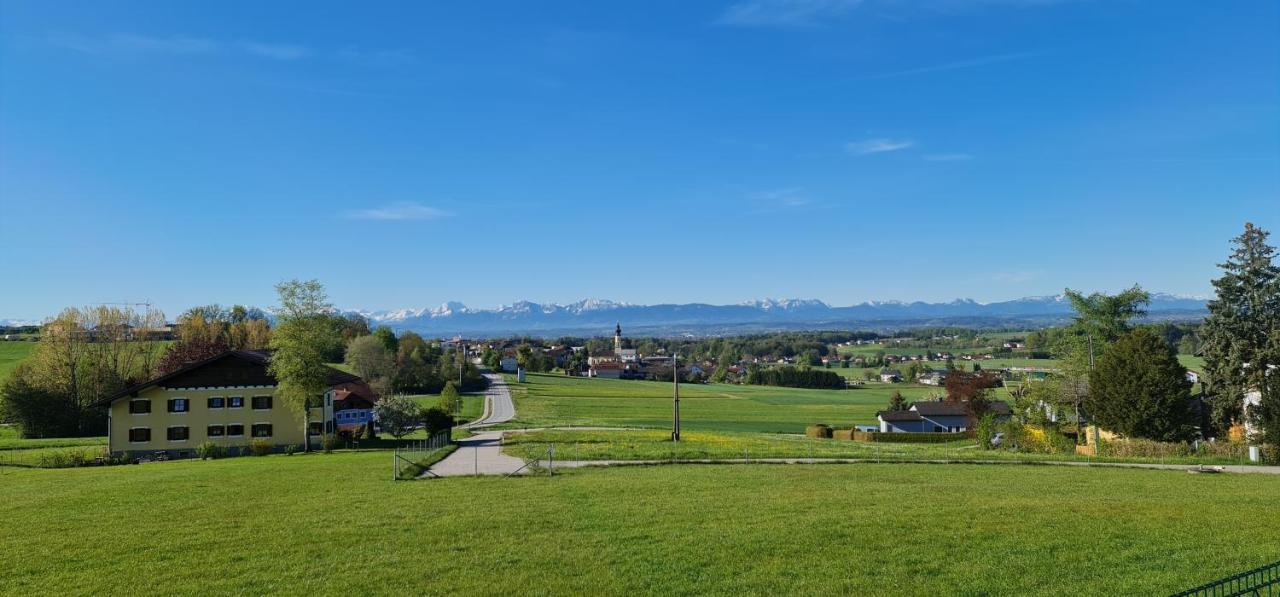 Landgasthof Entenwirt Tarsdorf Exterior foto